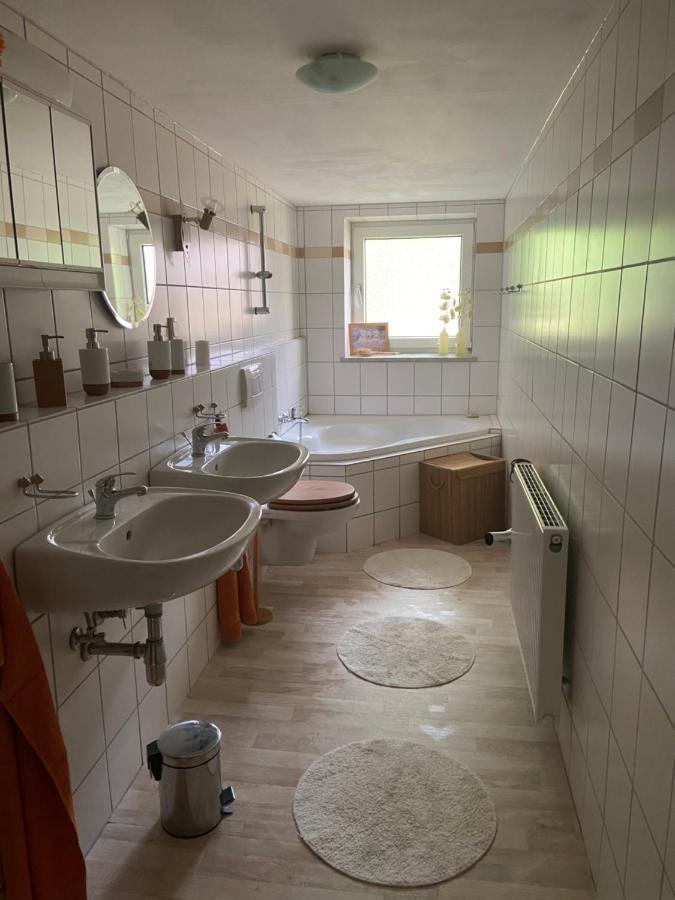 Zeitreise- Haus Mit 5 Schlafzimmern Diemelsee 외부 사진